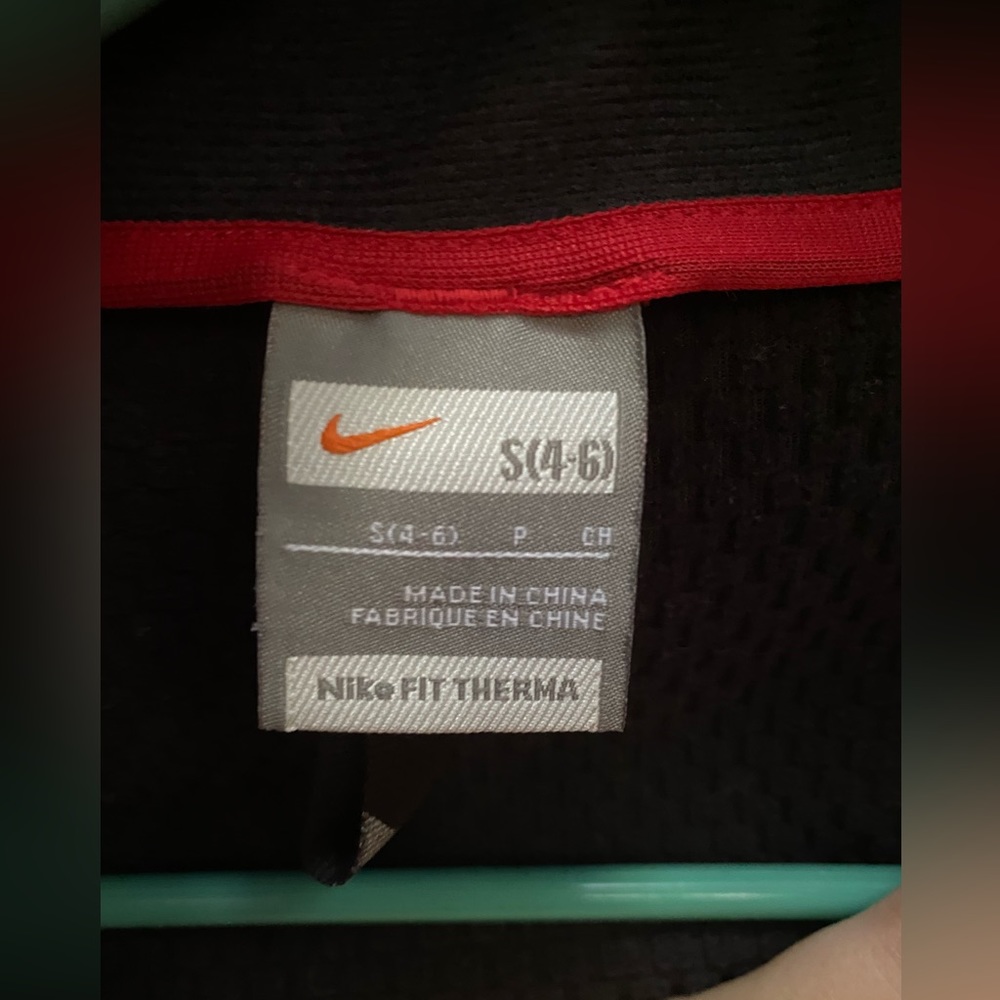 Nike Therma fit Track Jacket Small (4-6) Red - Picture 3 of 4